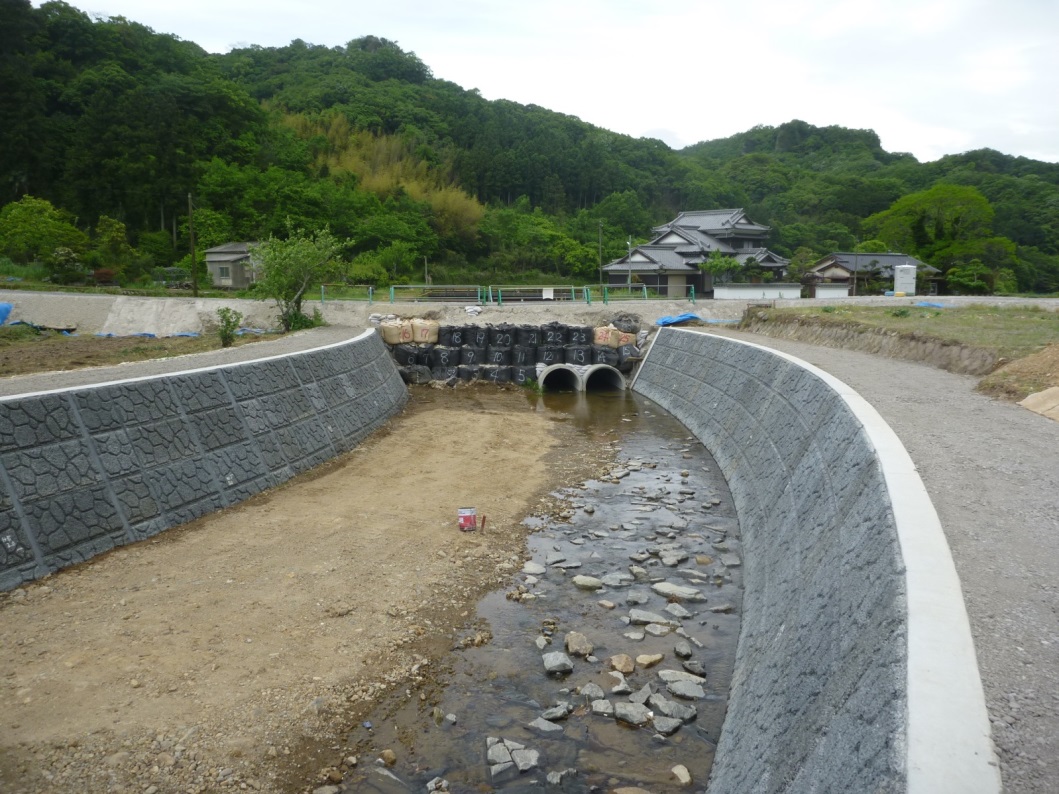 平成22年5月　付け替え河川施工直後の写真